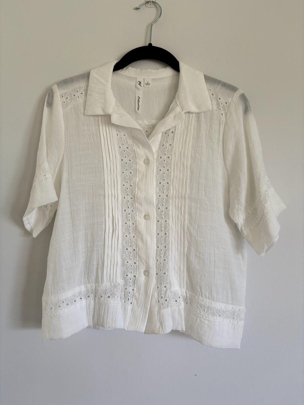 NY Collection White Eyelet Lace Pleated Short Sleeve Button Up Shirt S